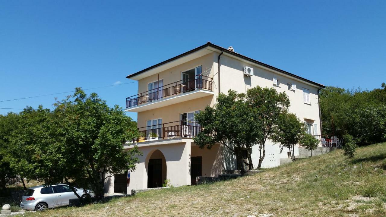 Apartments Claudia Smrika Exterior photo